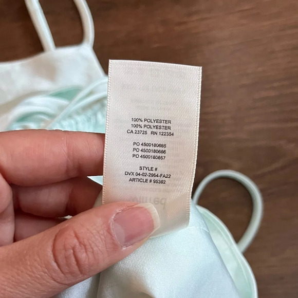 Aritzia Mint Green Ruched Crop Top Women's size Large - Picture 5 of 6